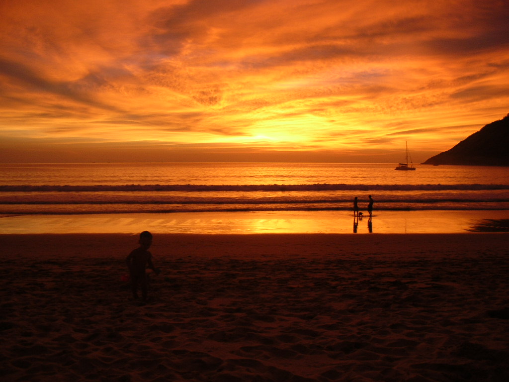 Закат на пхукете. Най Харн закат. Най Харн Пхукет закат. Phuket Sunset.